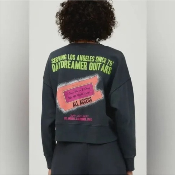 Daydreamer Guitar Shop Cropped Sweatshirt Gray Graphic - Picture 4 of 8